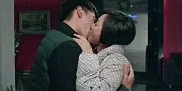 剧情短视频吻戏国产现代,国产现代剧中的甜蜜吻戏瞬间